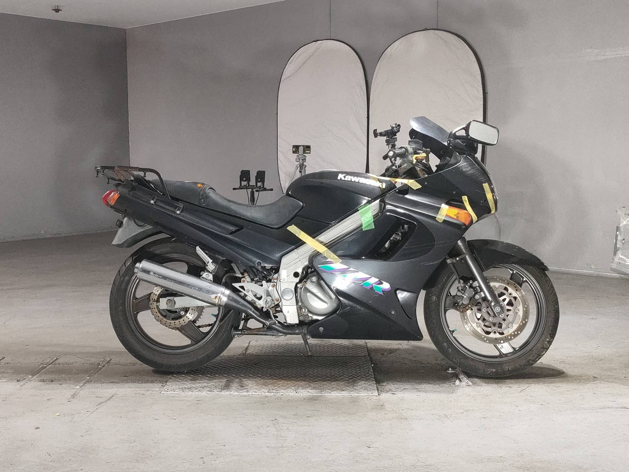 Kawasaki ZZ-R250