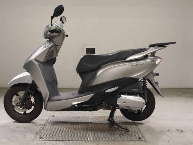 Honda LEAD125 — фото 2