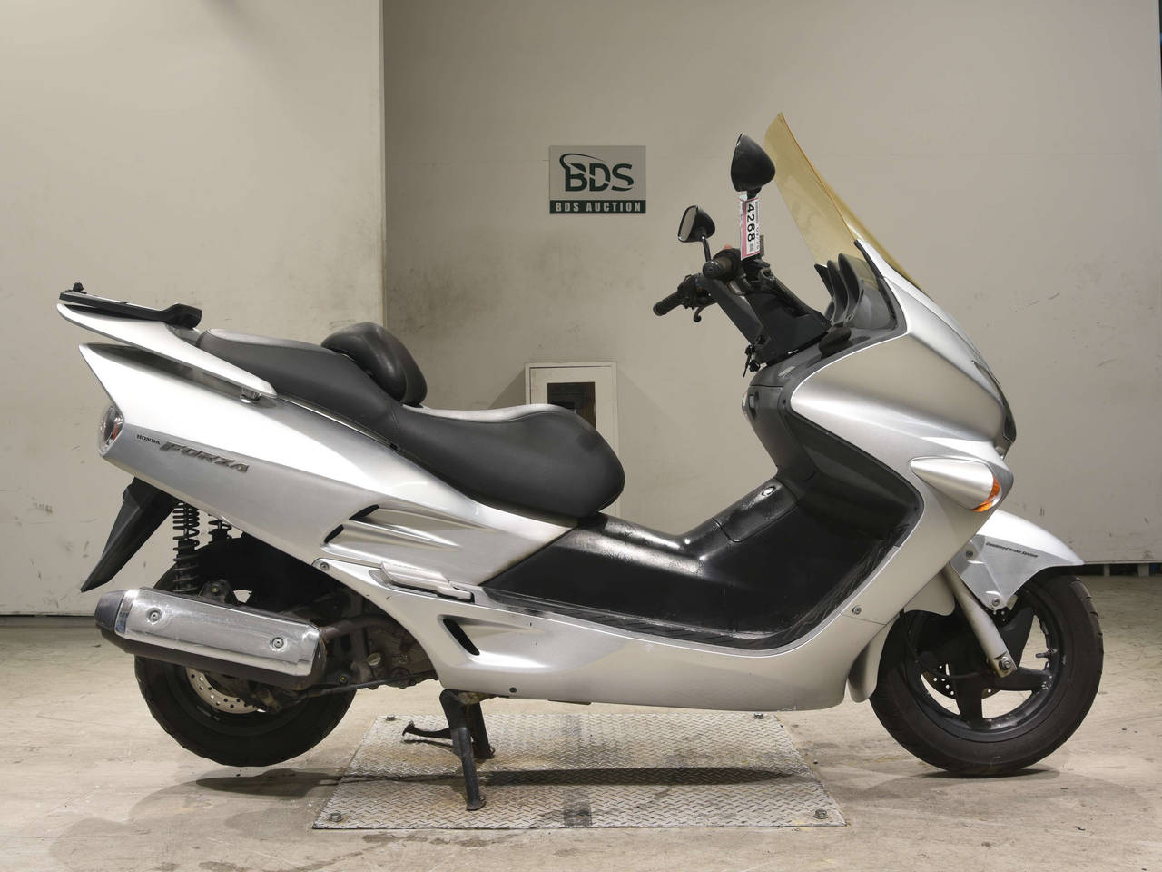 Honda FORZA