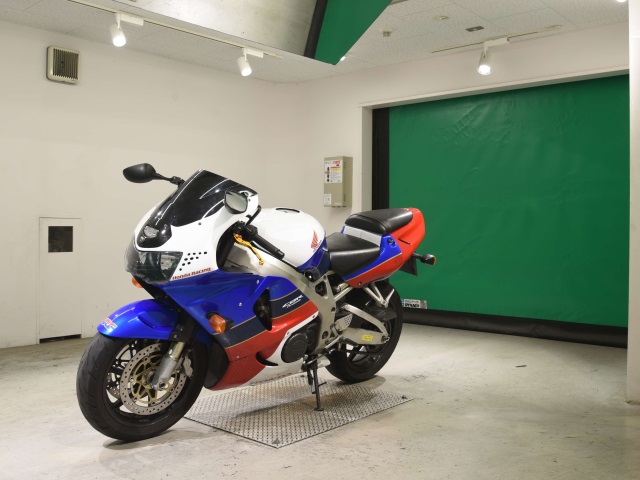 Honda CBR900RR — фото 4