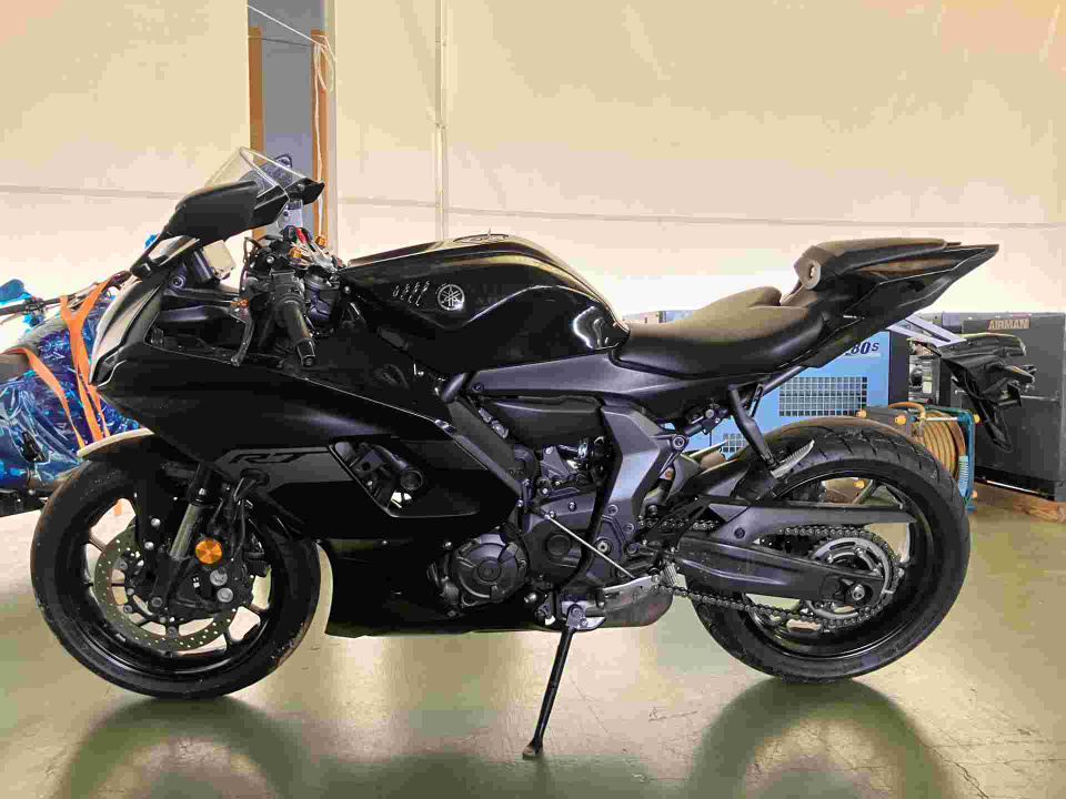 Yamaha YZF-R7 — фото 2
