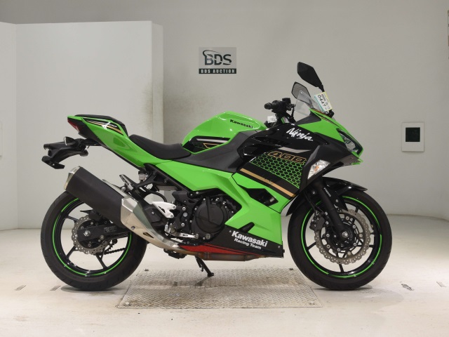 Kawasaki NINJA400