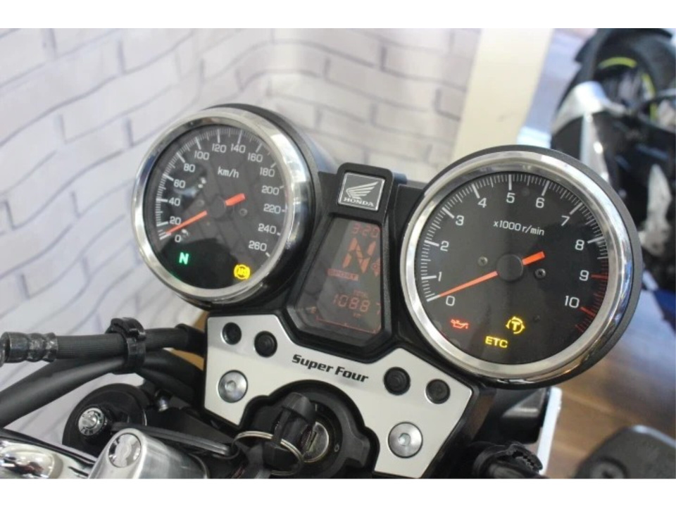 Honda CB1300SFA — фото 4