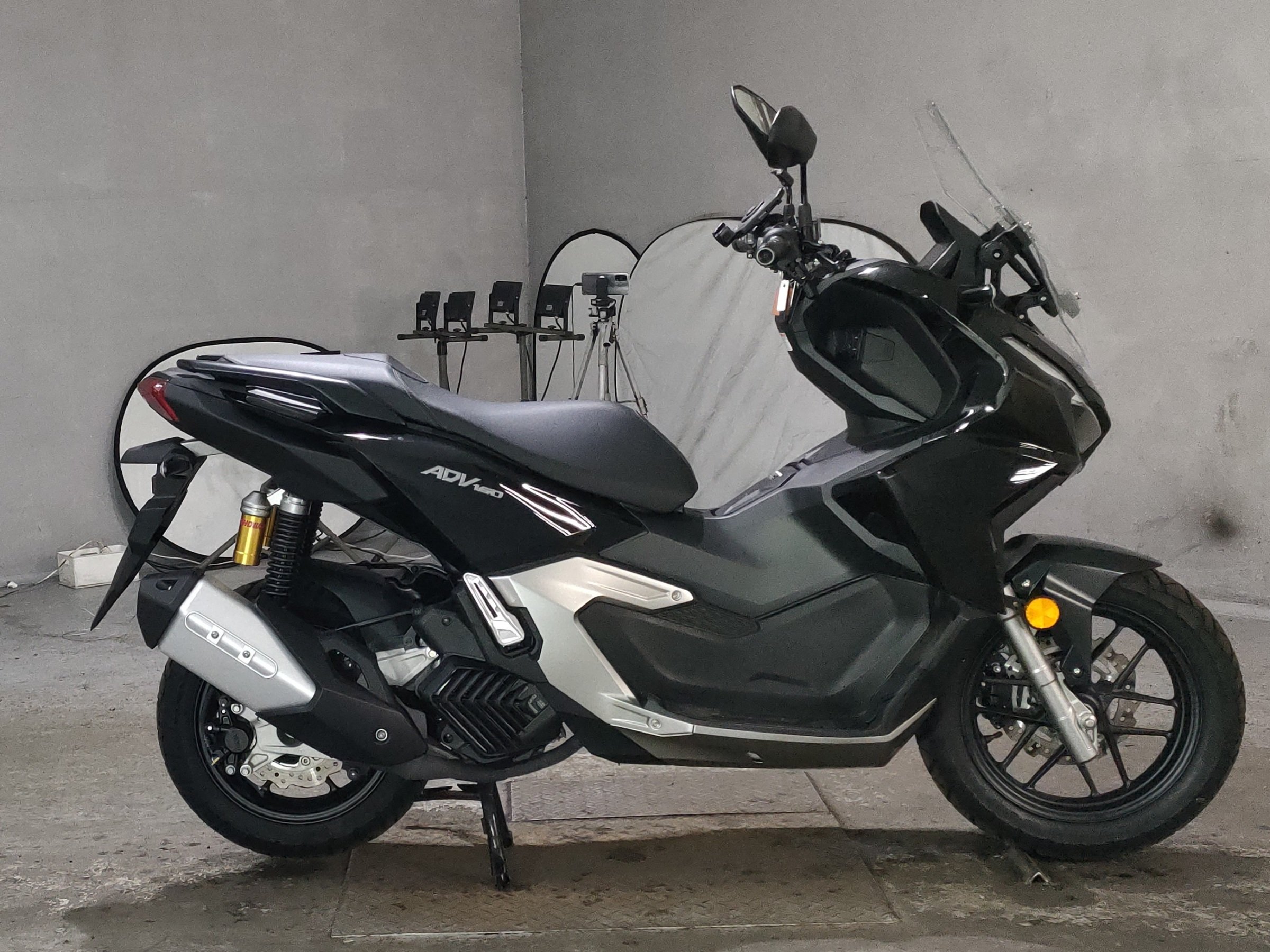 Honda ADV 160
