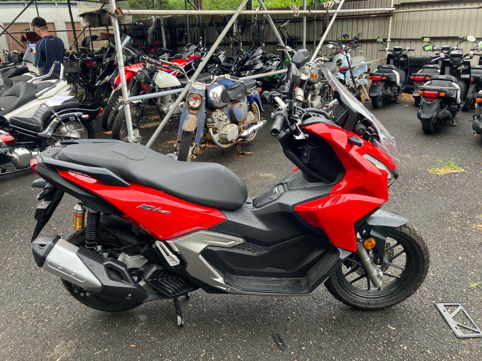 Honda ADV 160