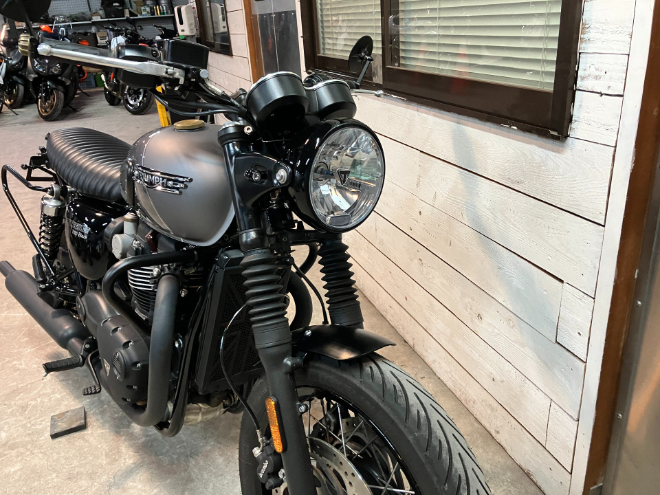 Triumph TRYANPH BONNEVILLE T120B — фото 18