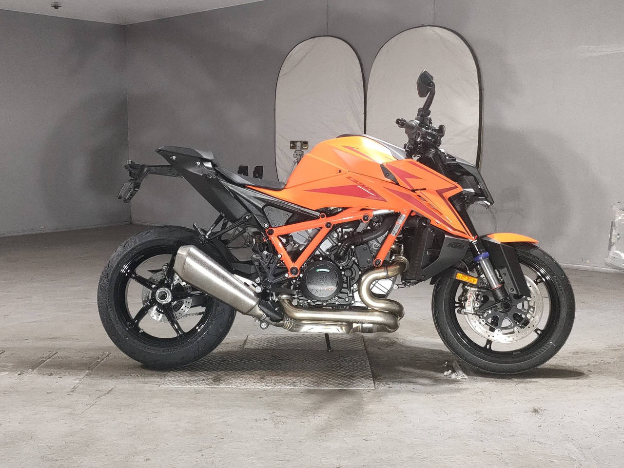 KTM 1390 SUPER DUKE R EVO