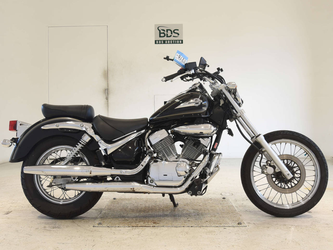 Suzuki INTRUDER 250LC