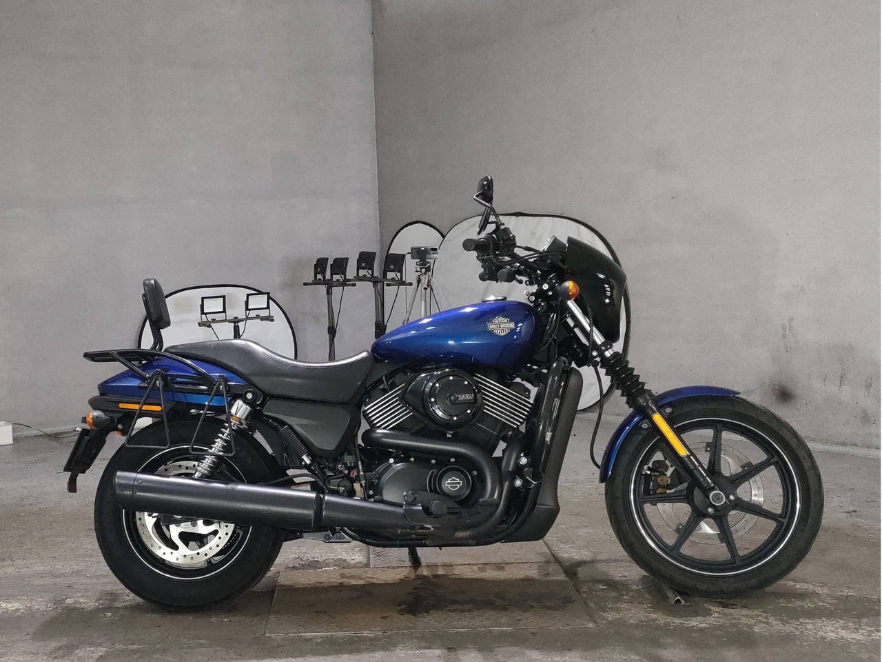 HD STREET XG750