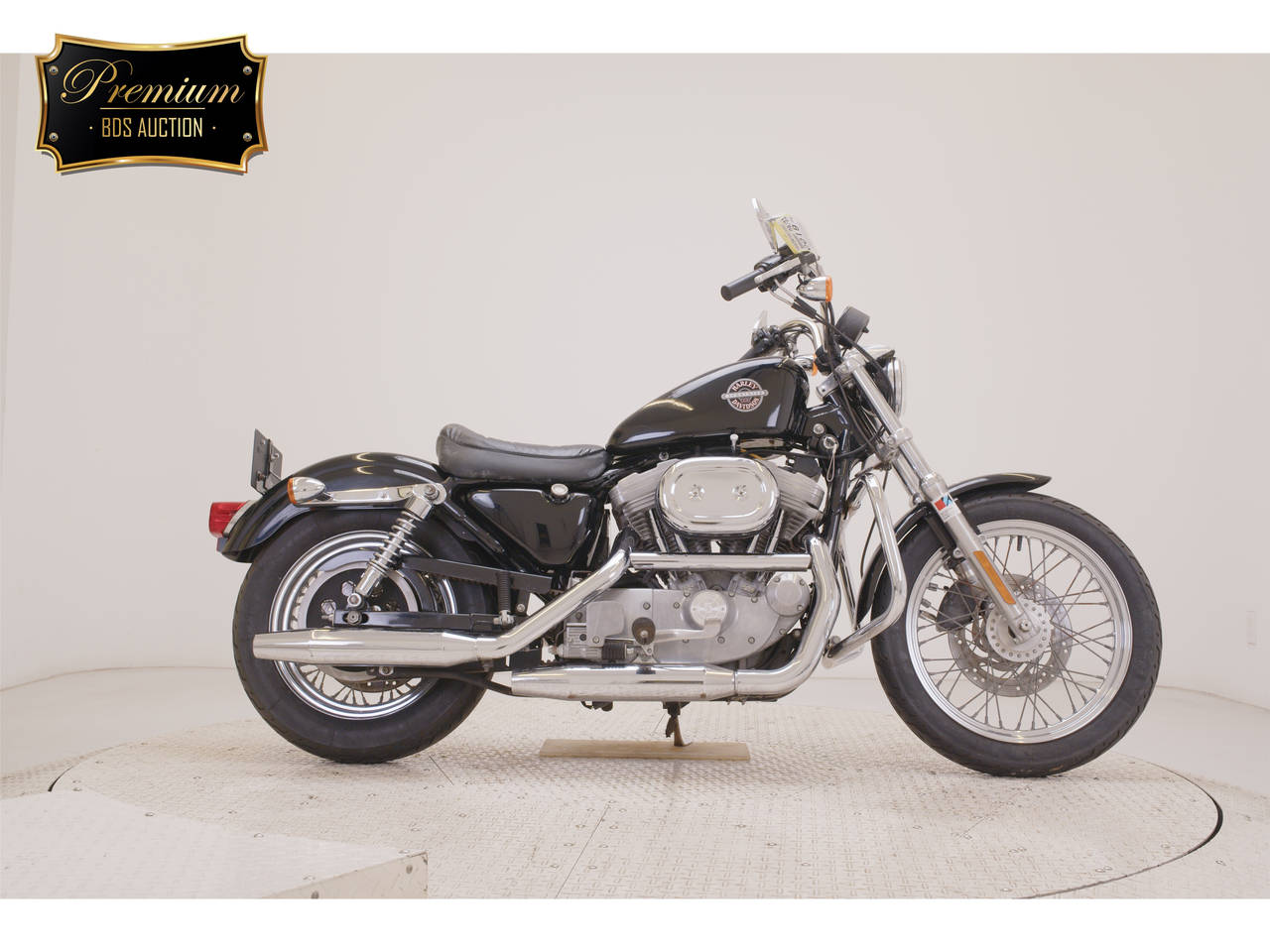 HD SPORTSTER HUGGER XLH883