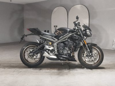 Triumph STREET TRIPLE RS