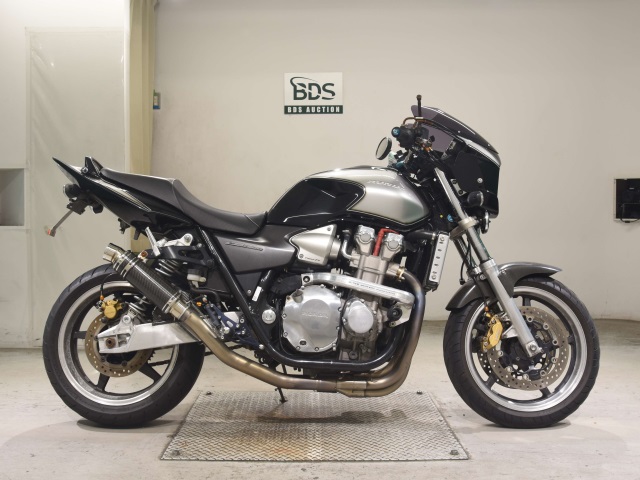 Honda CB1300SF