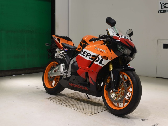 Honda CBR600RR — фото 3