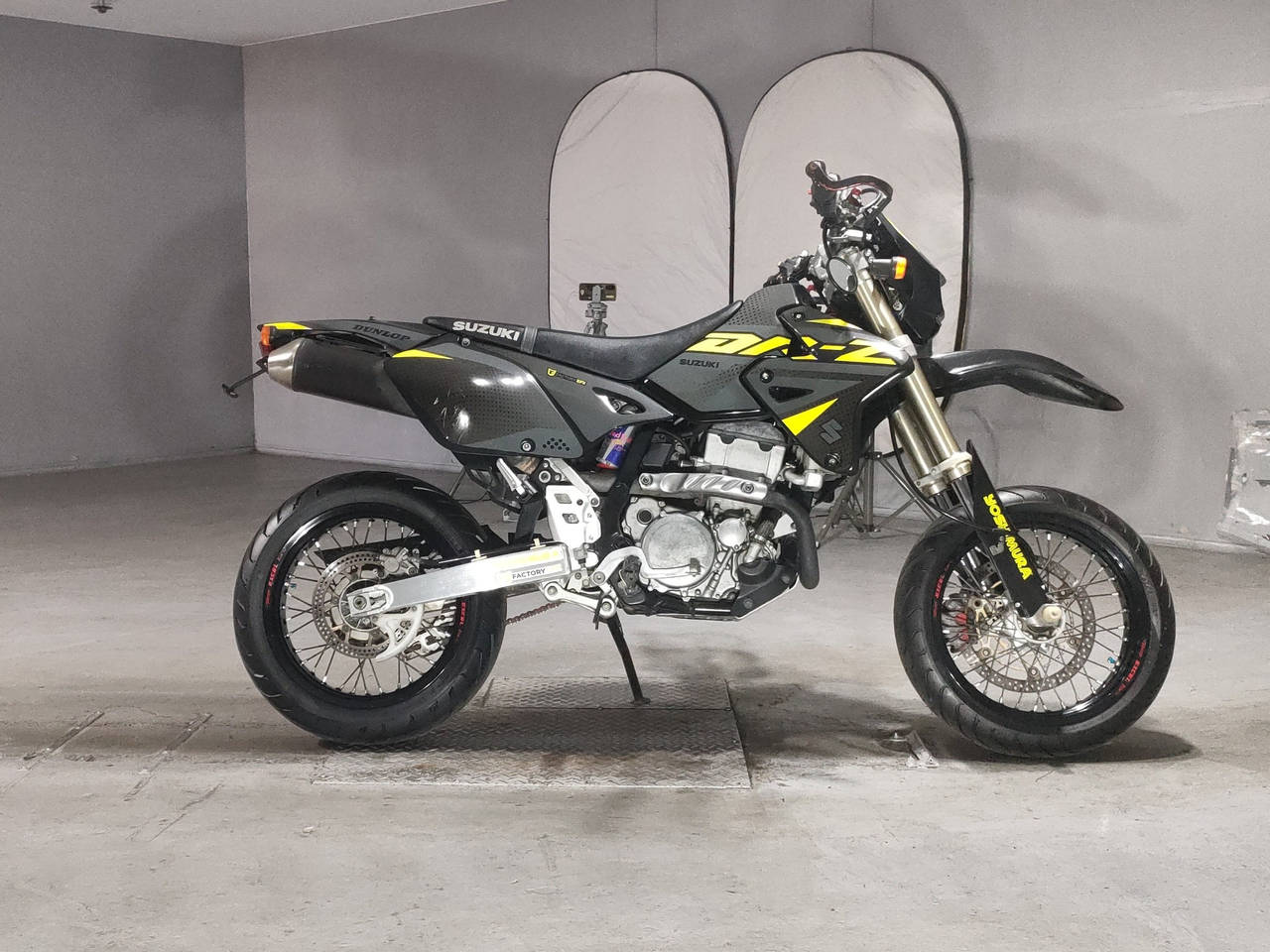Suzuki DR-Z400SM