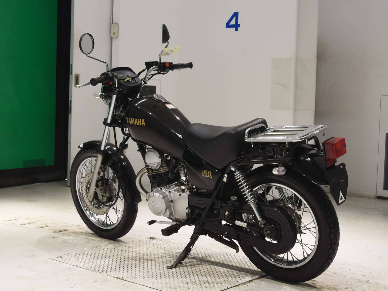 8101] Yamaha SR125 - 4WP-001590