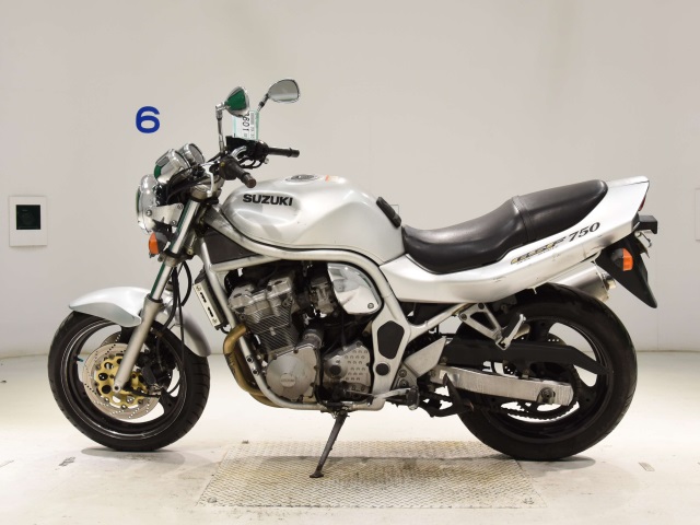 Suzuki GSF750 — фото 2