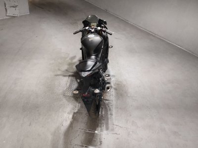 Yamaha YZF-R25 — фото 6