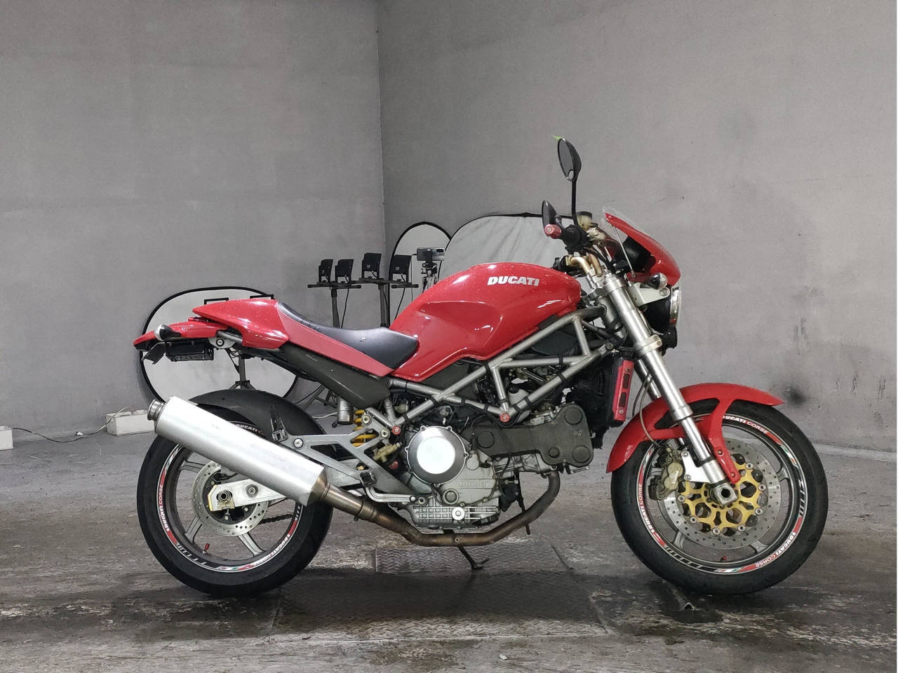 Ducati MONSTER 916 S4