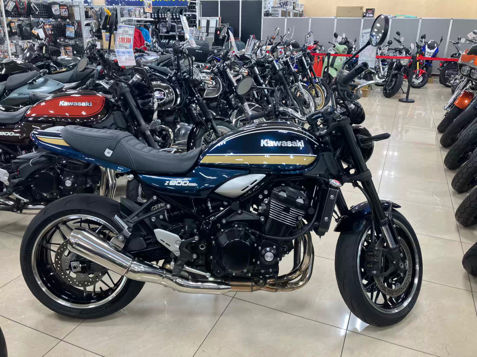 Kawasaki Z900RS