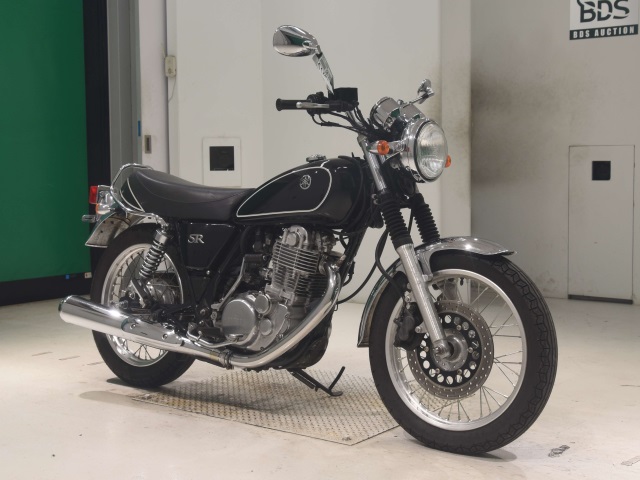 Yamaha SR400 — фото 3