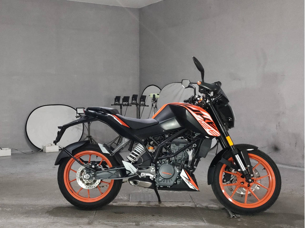 KTM 125 DUKE, zdjęcie 1