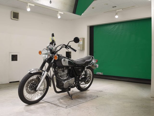 Yamaha SR400 — фото 4