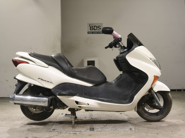 Honda FORZA