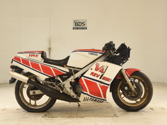 Yamaha RZV500R
