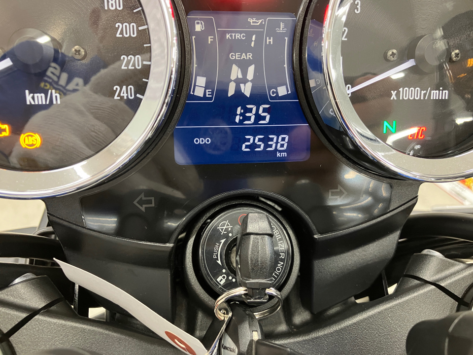Kawasaki Z900RS — фото 3