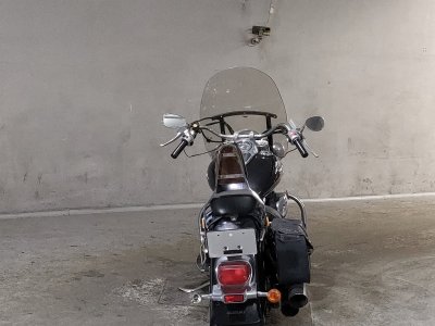 Suzuki INTRUDER 400 CLASSIC — фото 4