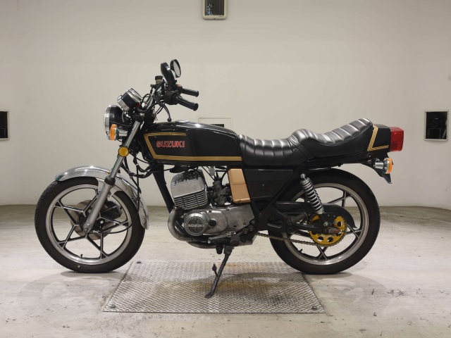 Suzuki RG250E — фото 2