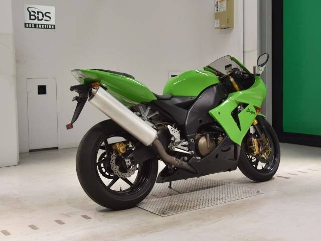 5086] Kawasaki NINJA ZX-10R - ZXT00C-012401