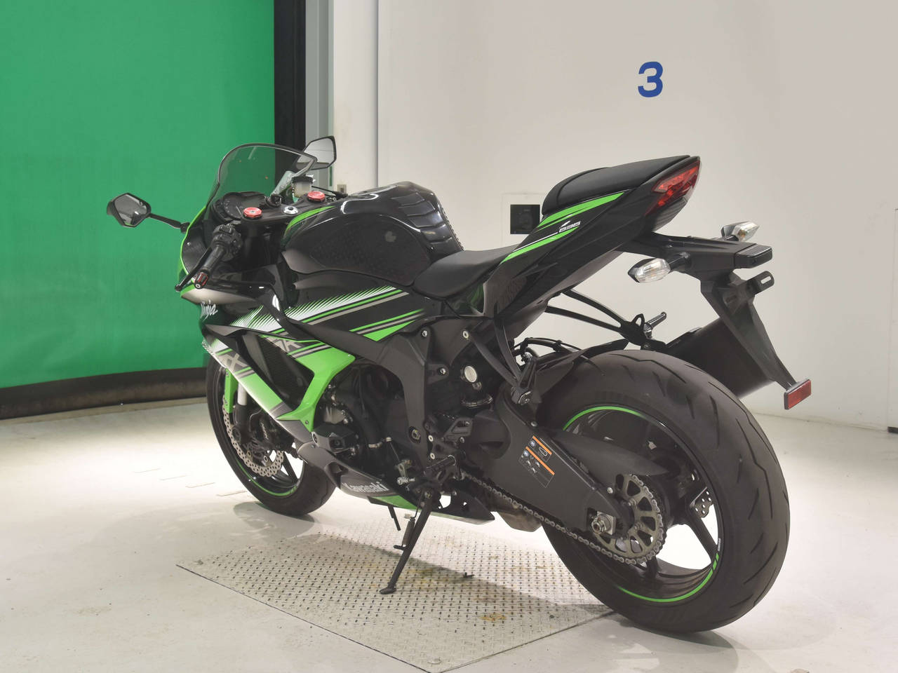 K☆R 5055] Kawasaki ZX-6R - JKBZX636EEA022245