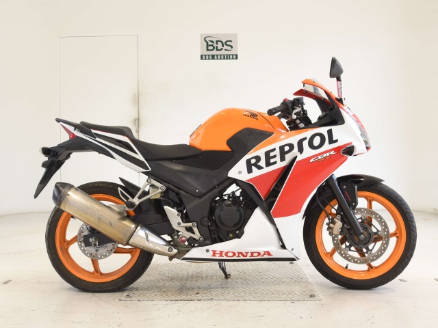 Honda CBR250RA