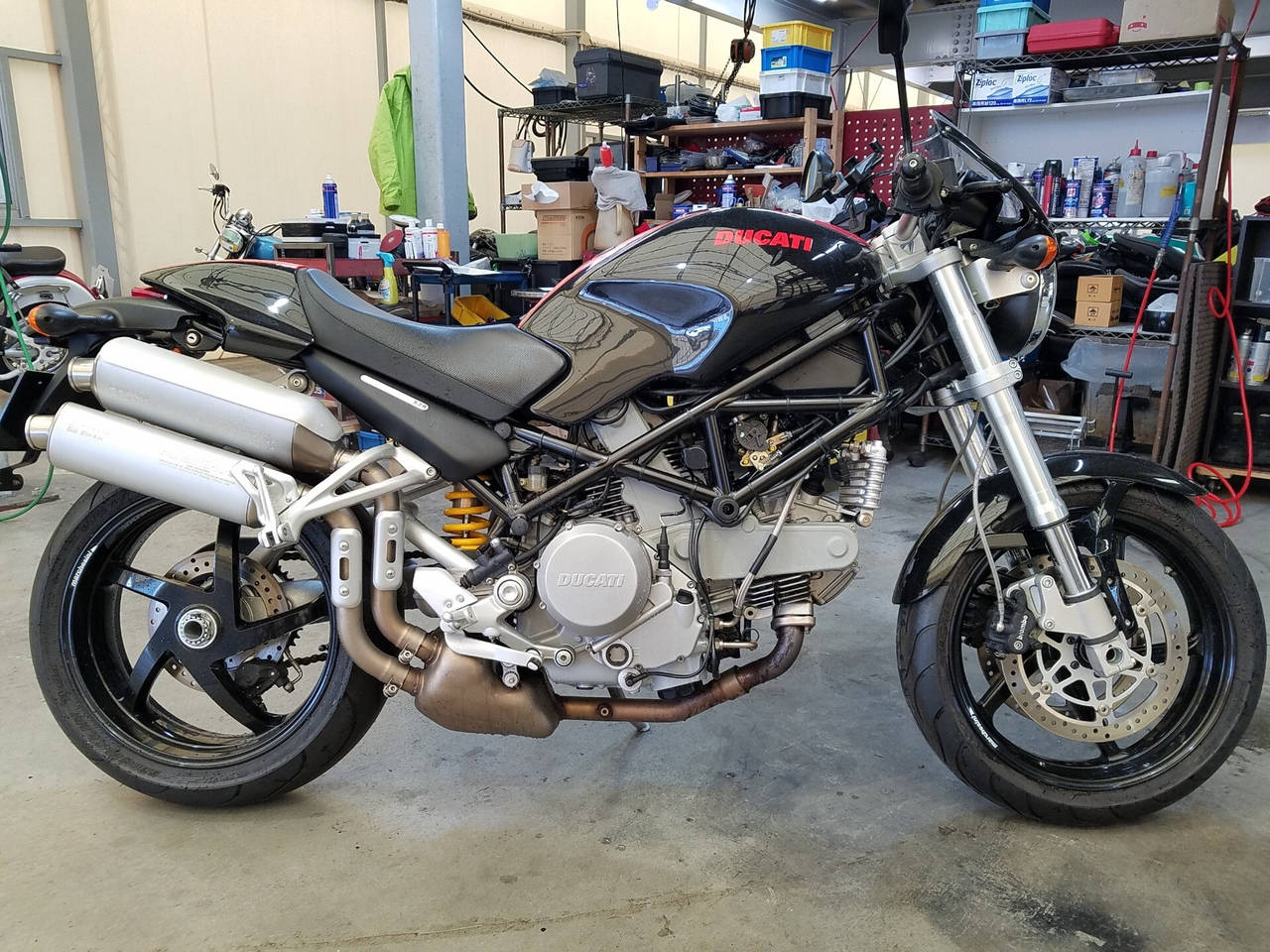 Ducati MONSTER 800 S2R