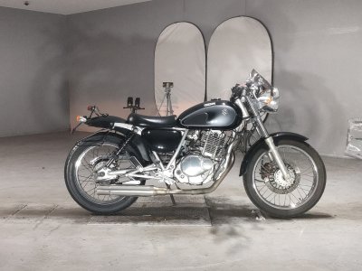 Suzuki ST250E
