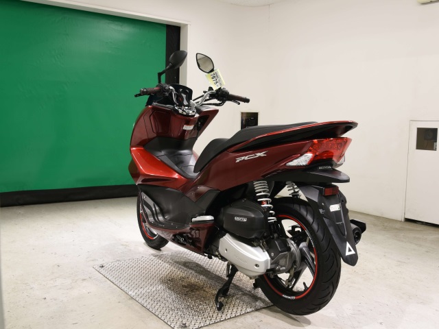 Honda PCX125 — фото 6