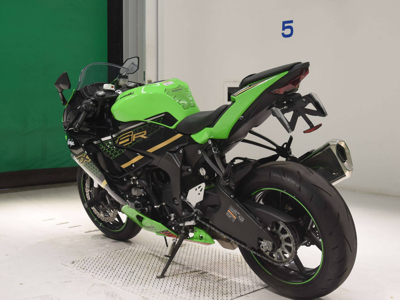 2800] Kawasaki ZX-6RA - ZX636G-010244