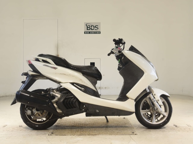 Yamaha MAJESTY155