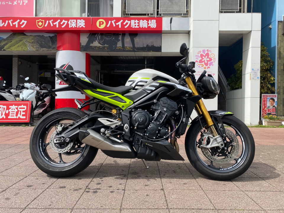 Triumph STREET TRIPLE RS