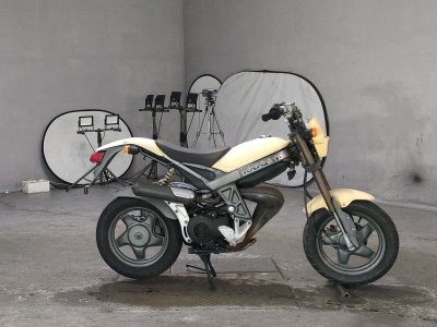 Suzuki STREET MAGIC 50