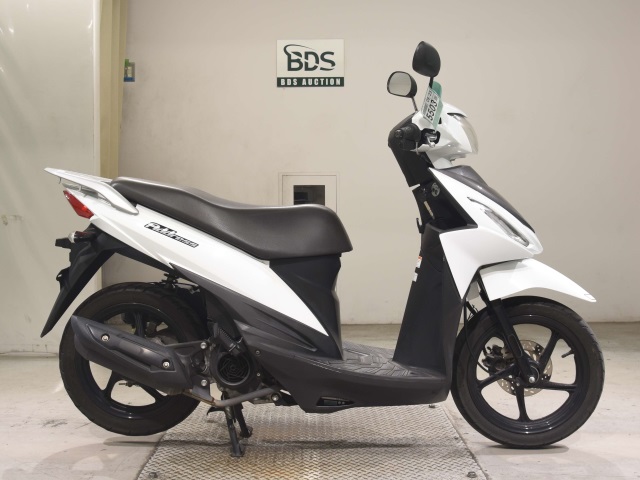 Suzuki ADDRESS V110