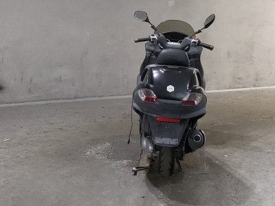 Piaggio PEERAGE MP3 250RL — фото 4