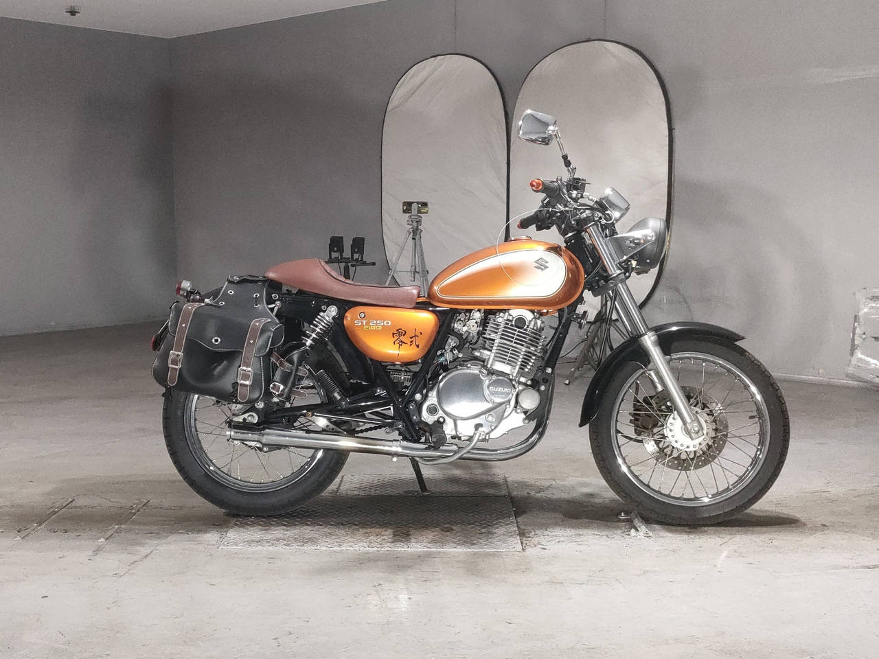 Suzuki ST250E