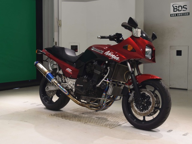 Kawasaki GPZ900R — фото 3