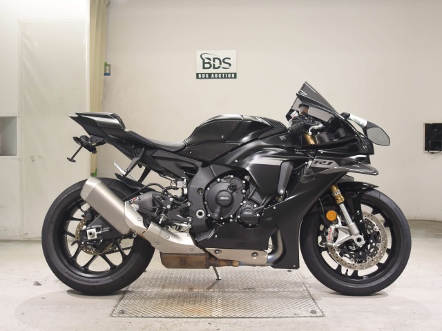 Yamaha YZF-R1