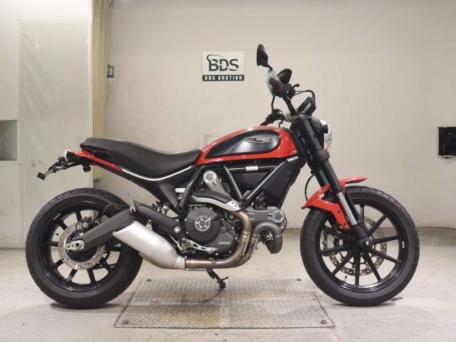 Ducati SCRAMBLER 803 ICON