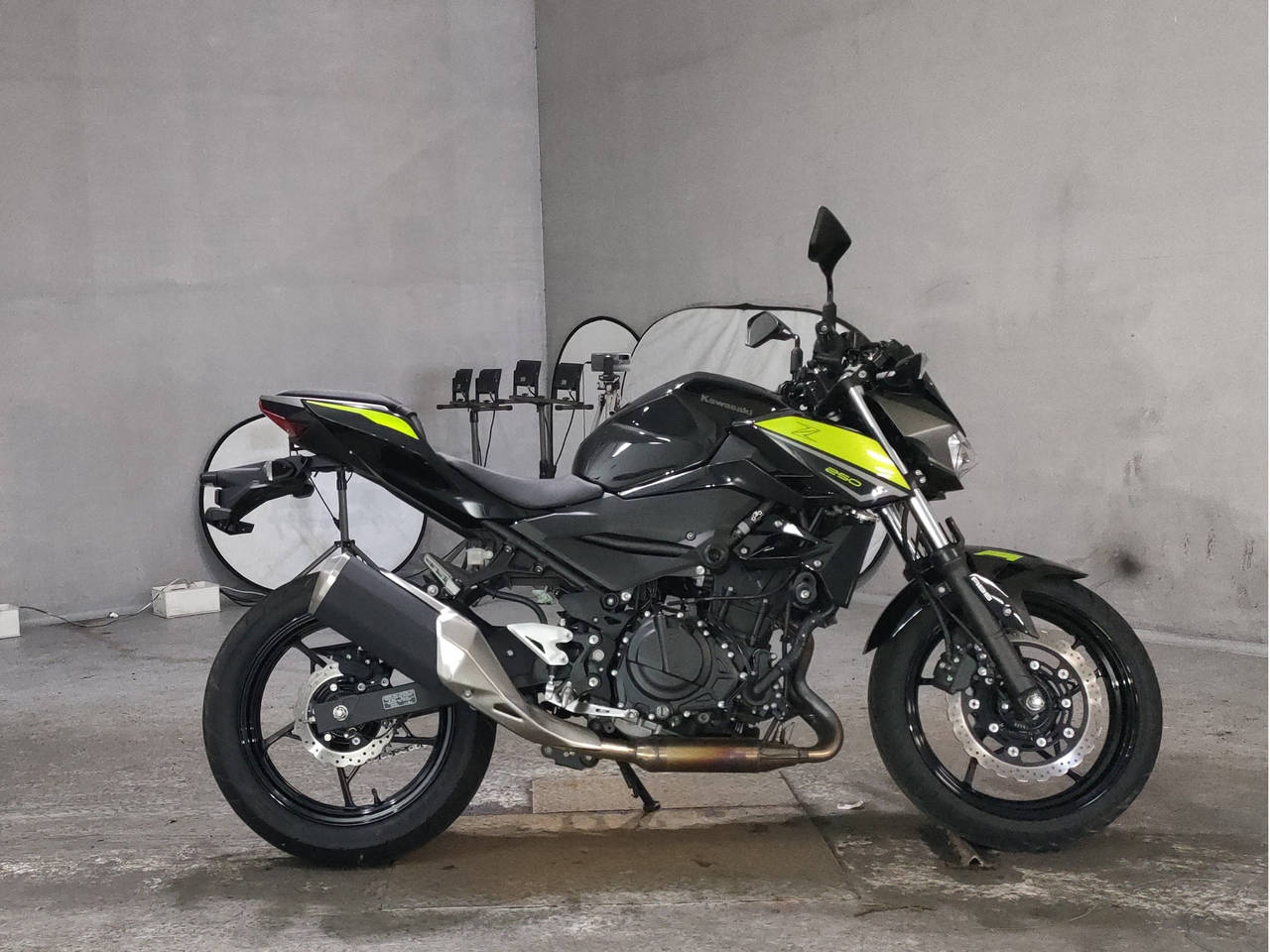 Kawasaki Z250