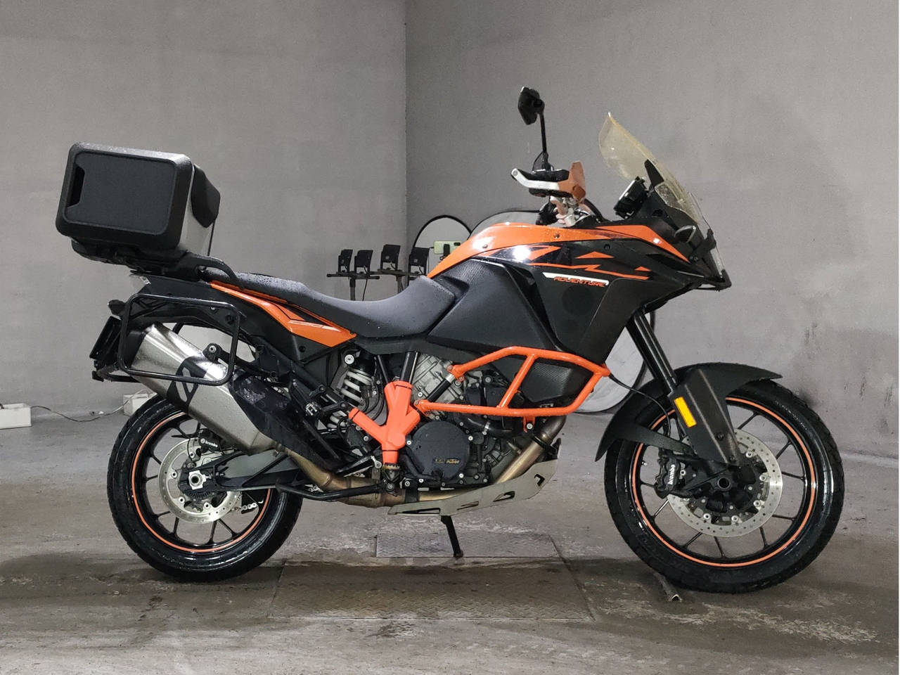 KTM 1090 ADVENTURE