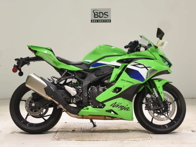 4149] Kawasaki NINJA ZX-25R - ZX250E-A14615